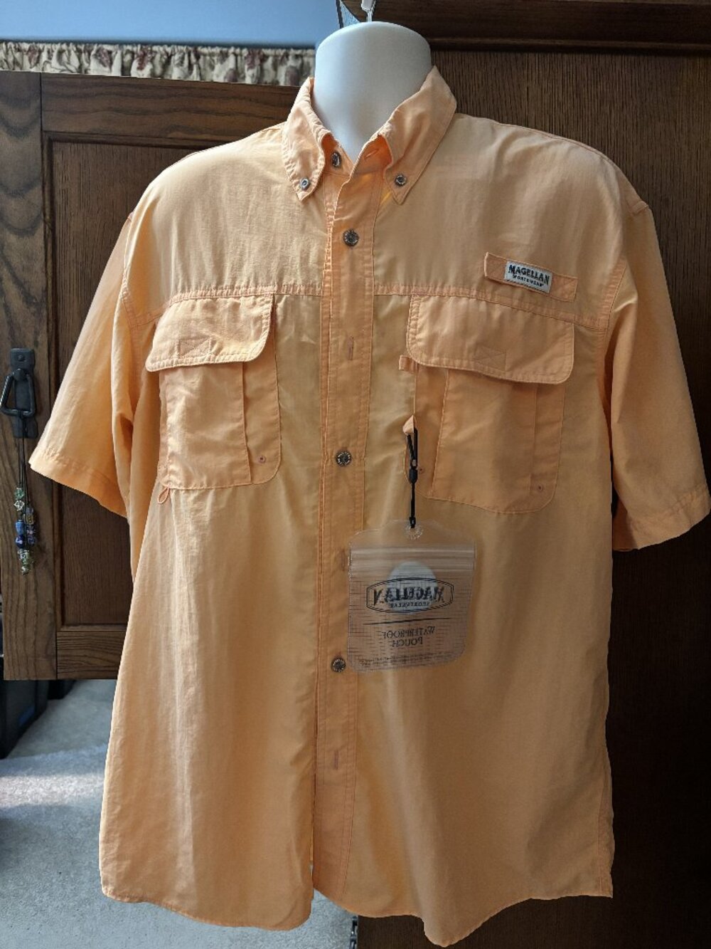 NWT Magellan Sportswear Men's Fishing Shirt Large  Vented Nylon Short Sleeve
